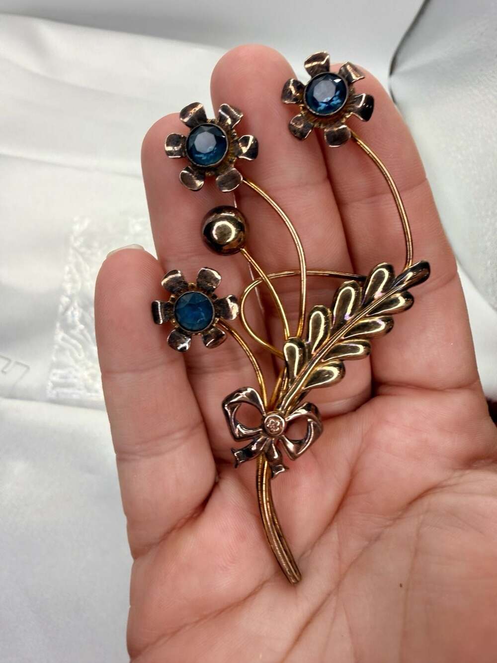 Van Dell Sterling Silver 1/20 12K Gold Filled Blue Brooch